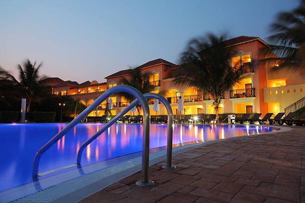 Swimming Pool With Lights - Ormond Beach, FL - Blue Horizon Pool Care Inc.